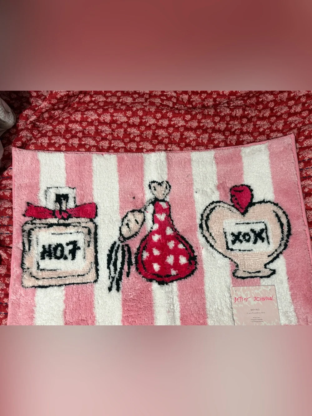 Betsey Johnson Pink White Plush Bath Rug with Black Outline
